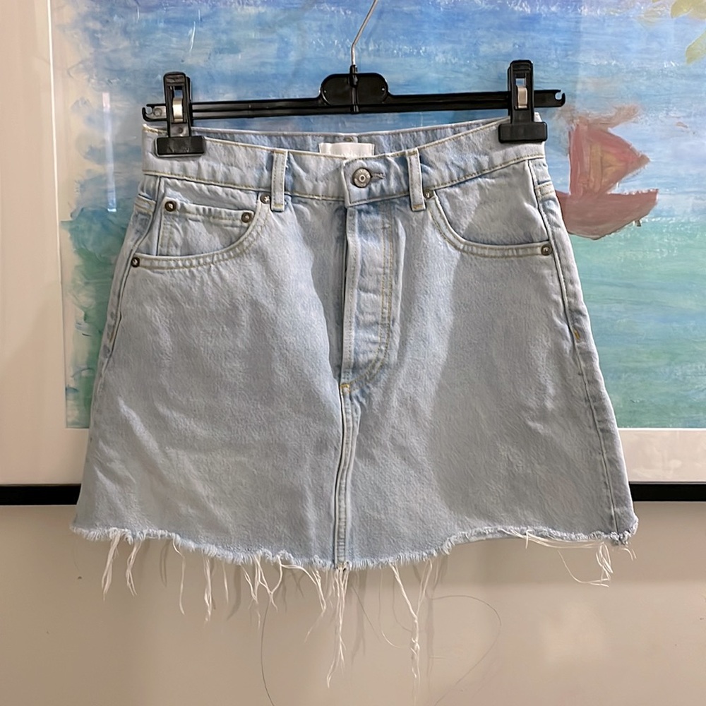Denim skirt like new